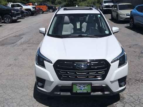 Used 2023 Subaru Forester Premium AWD/4WD image 23