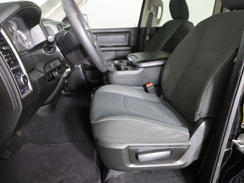 Used 2022 RAM 1500 Tradesman w/ Tradesman SXT Package image 12