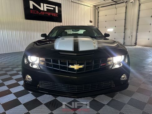 Used 2010 Chevrolet Camaro SS w/ RS Package RWD image 45