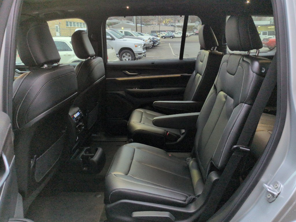 New 2025 Jeep Grand Cherokee L Limited w/ Luxury Tech Group II AWD/4WD image 19