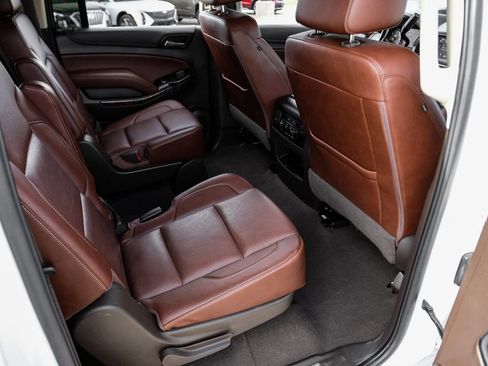 Used 2020 Chevrolet Suburban Premier w/ 6.2L Performance Package image 37