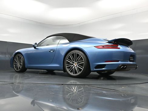 Used 2019 Porsche 911 Carrera image 25