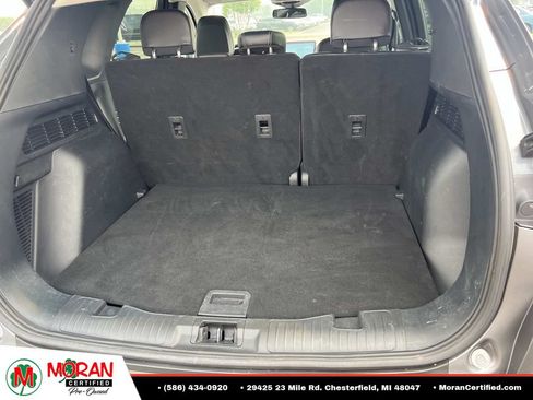 Used 2025 Ford Escape Platinum AWD/4WD image 11