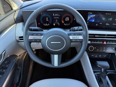 New 2026 Hyundai Tucson SEL image 13