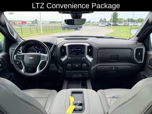 Used 2021 Chevrolet Silverado 1500 LTZ w/ LTZ Premium Package AWD/4WD image 7