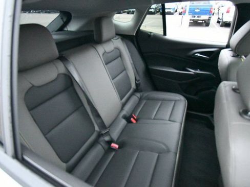 New 2026 Chevrolet Trax ACTIV w/ Sunroof Package FWD image 13