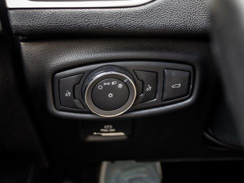 Used 2017 Lincoln MKZ Select w/ Climate Package FWD image 36