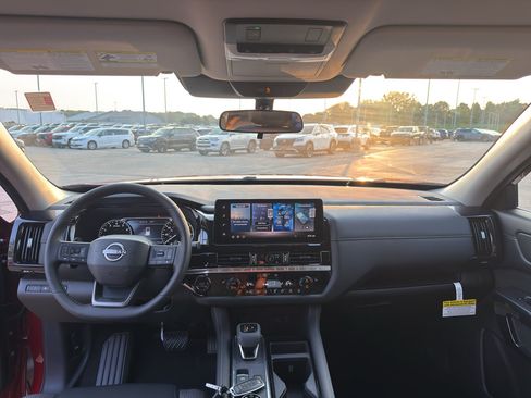 New 2026 Nissan Pathfinder SV AWD/4WD image 28