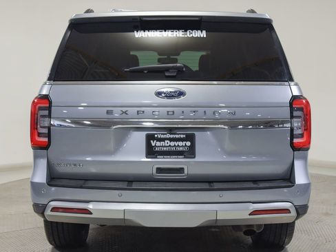 Used 2024 Ford Expedition Limited AWD/4WD image 12