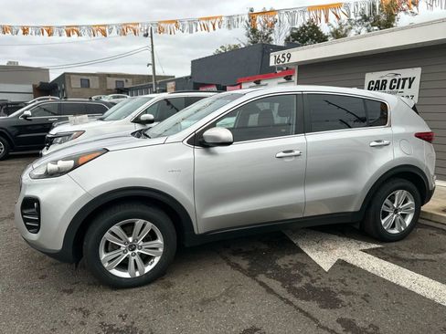 Used 2017 Kia Sportage LX image 8