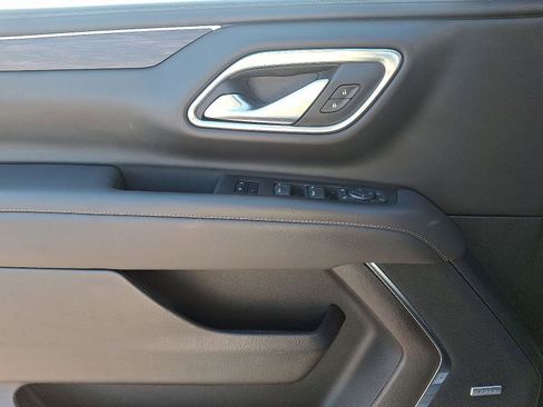 Used 2023 Chevrolet Tahoe Z71 w/ Z71 Off-Road Package image 36