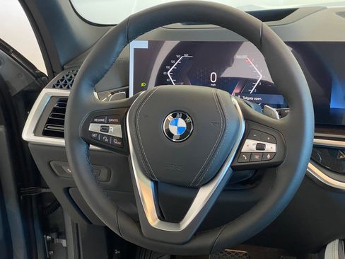 New 2026 BMW X5 xDrive40i w/ Premium Package image 4