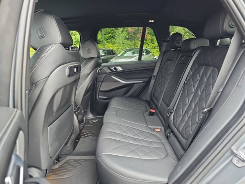 Certified 2024 BMW X5 xDrive40i w/ Premium Package AWD/4WD image 27
