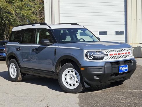 New 2025 Ford Bronco Sport Heritage w/ Convenience Package image 2