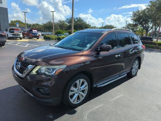 Certified 2019 Nissan Pathfinder SL w/ SL Premium Package FWD image 14