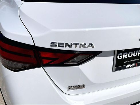 Used 2025 Nissan Sentra SV FWD image 22