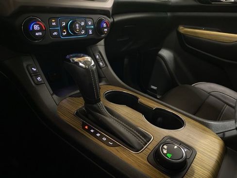 Used 2017 GMC Acadia Denali w/ Technology Package image 58