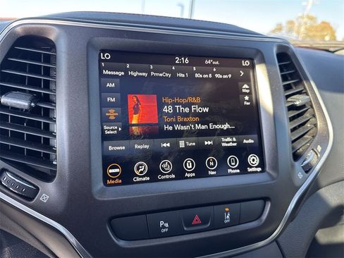 Used 2022 Jeep Cherokee Trailhawk w/ Sun, Sound & Nav Group image 16