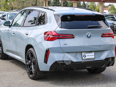 New 2026 BMW X3 xDrive30 w/ M Sport Package AWD/4WD image 4