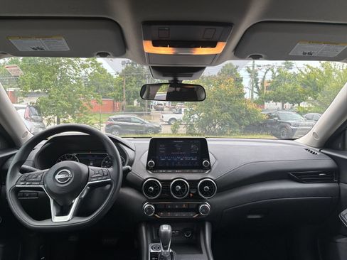 Used 2025 Nissan Sentra SV FWD image 27