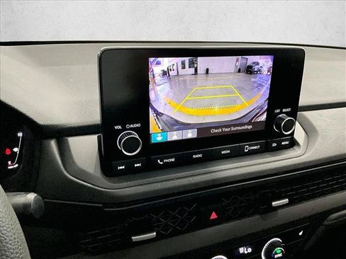 Used 2023 Honda Accord EX image 23