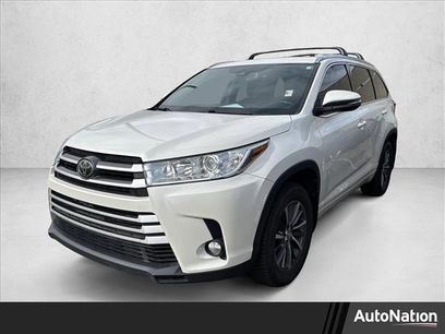 Used 2017 Toyota Highlander XLE