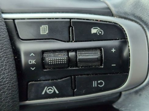 Used 2023 Kia Sportage EX image 21