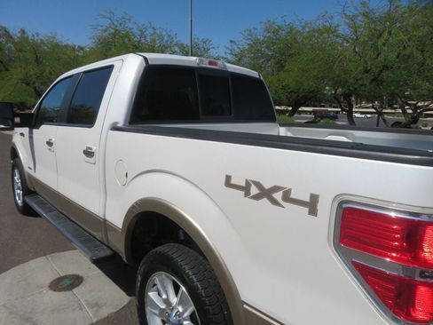 Used 2011 Ford F150 Lariat w/ Lariat Chrome Pkg AWD/4WD image 7