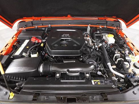 Used 2018 Jeep Wrangler Unlimited Sport S image 30