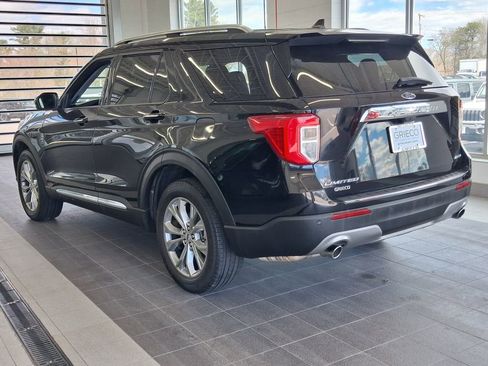 Used 2023 Ford Explorer Limited AWD/4WD image 8