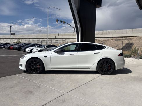 Used 2020 Tesla Model S Performance AWD/4WD image 4