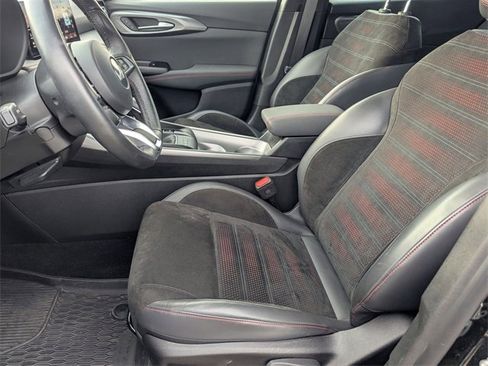 Used 2024 Dodge Hornet GT image 11