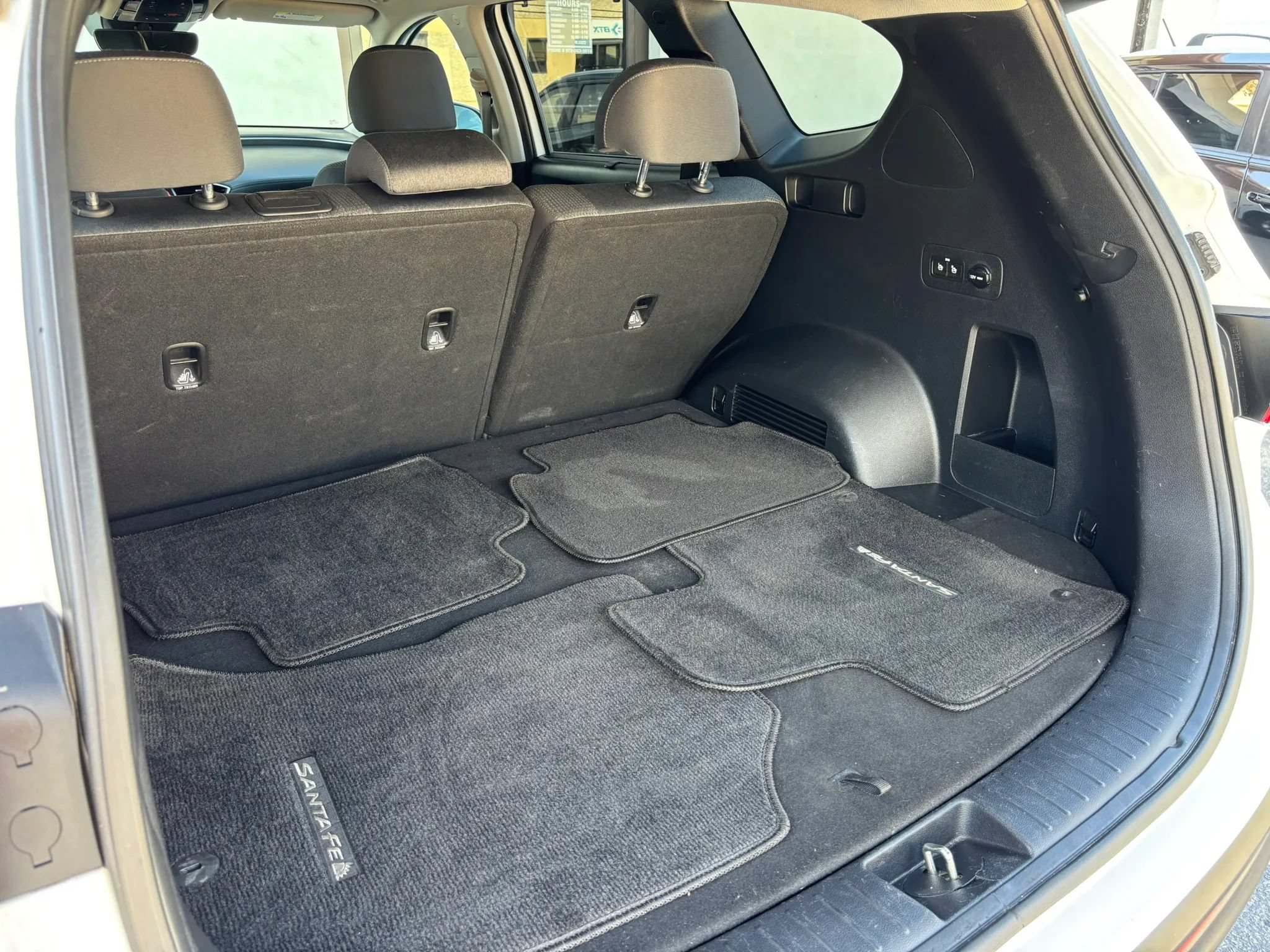 Used 2021 Hyundai Santa Fe SEL w/ Convenience Package FWD image 67