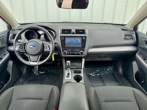 Used 2018 Subaru Outback 2.5i Premium AWD/4WD image 33