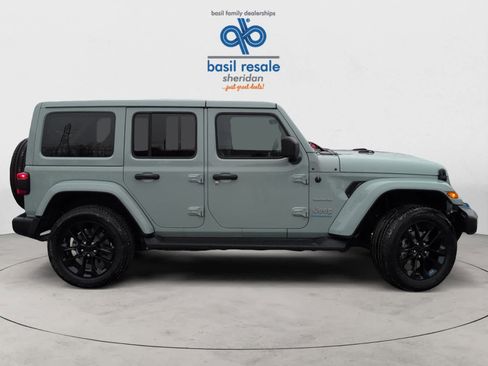 Used 2023 Jeep Wrangler Sahara w/ Dual Top Group image 8