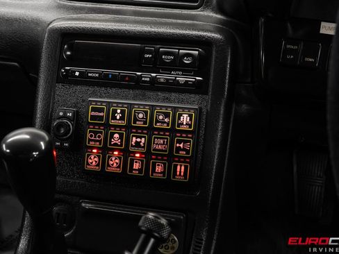 Used 1991 Nissan Other Nissan Models image 42