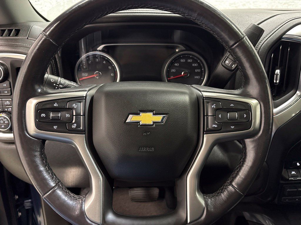 Used 2021 Chevrolet Silverado 1500 LTZ w/ Technology Package AWD/4WD image 23