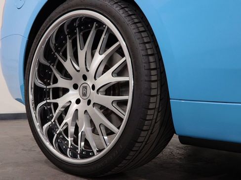 Used 2017 Rolls-Royce Dawn image 18