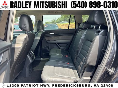 Used 2023 Volkswagen Atlas SEL Premium AWD/4WD image 12