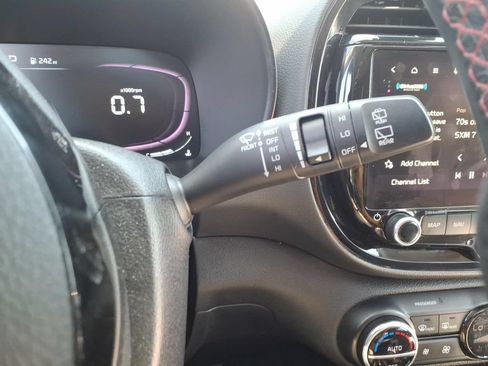 Certified 2023 Kia Soul GT-Line FWD image 21