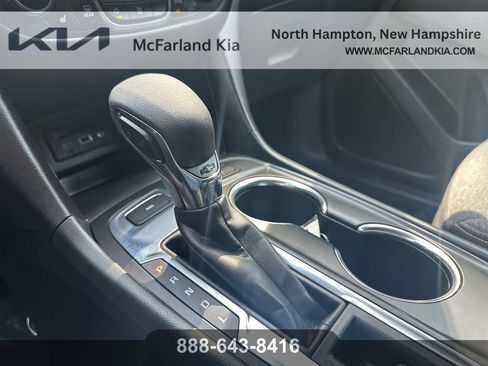 Used 2024 Chevrolet Equinox LT AWD/4WD image 22