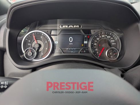 New 2025 RAM 2500 Big Horn AWD/4WD image 11