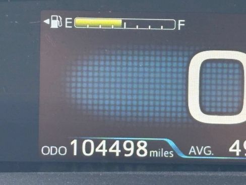 Used 2020 Toyota Prius LE AWD/4WD image 8