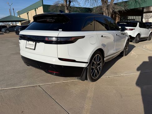 Certified 2025 Land Rover Range Rover Velar Dynamic SE image 5