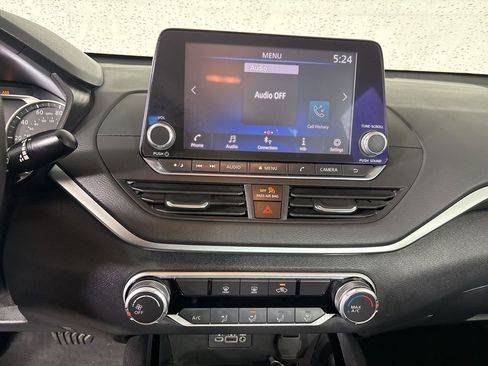 Used 2021 Nissan Altima 2.5 SV image 15