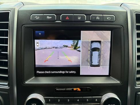Used 2020 Ford Expedition Platinum AWD/4WD image 13