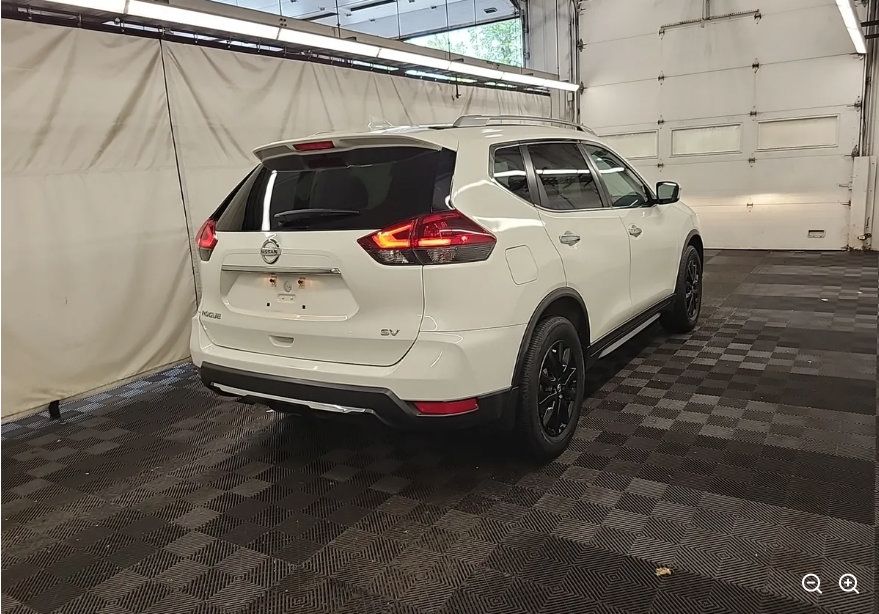 Used 2019 Nissan Rogue SV FWD image 6