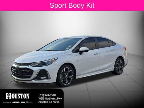 Used 2019 Chevrolet Cruze LT w/ RS Package FWD image 9