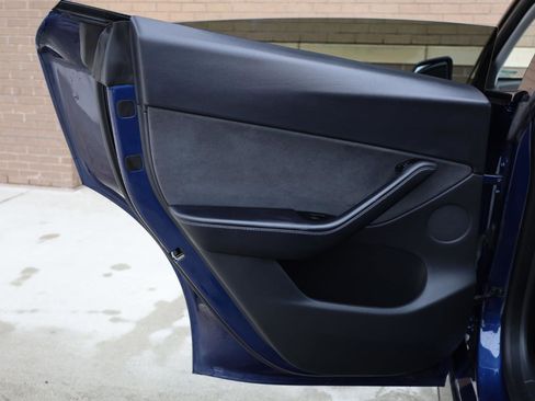Used 2020 Tesla Model Y Performance AWD/4WD image 18