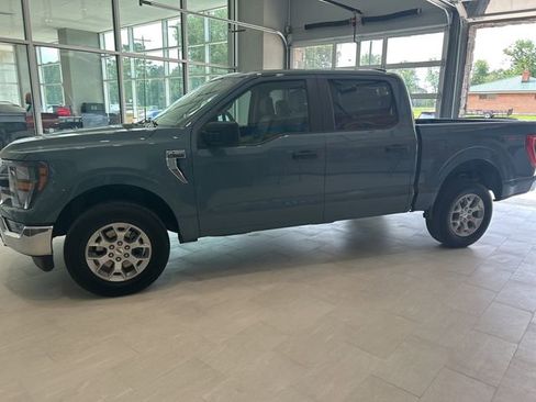 Used 2023 Ford F150 XLT image 3